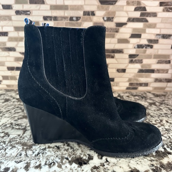 Tommy Hilfiger Sirina Black Platform Wedge Ankle Booties size 9.5 - Picture 1 of 6